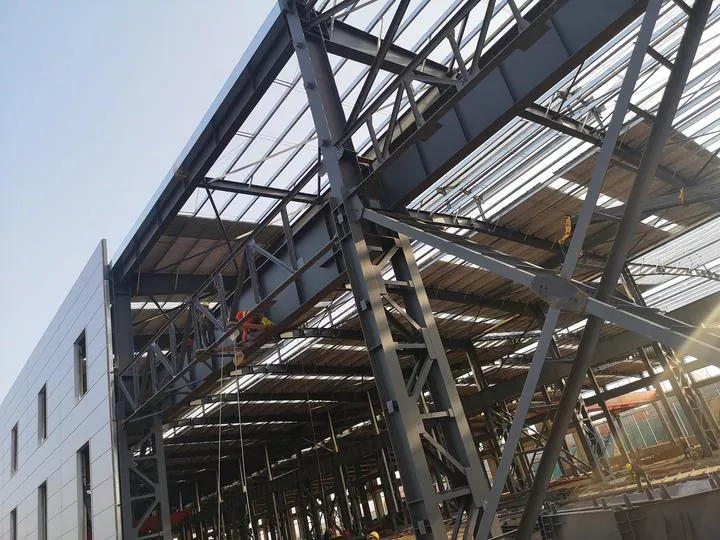 8 Gevorderde Tegniese Vrae oor Staalstruktuurontwerp en Mislukkingsanalise