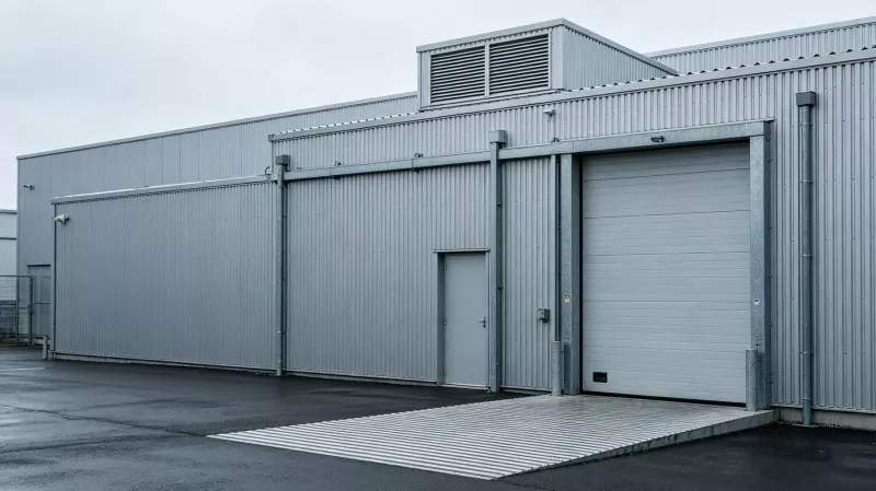 Staal Koelpakhuis Konstruksie